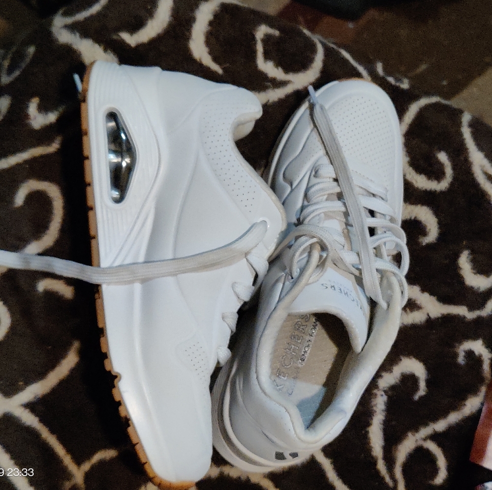 Skechers Streets LA